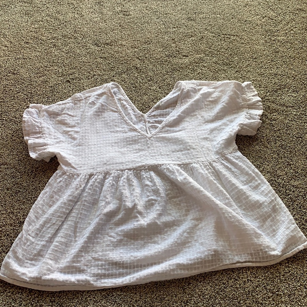 White flow blouse